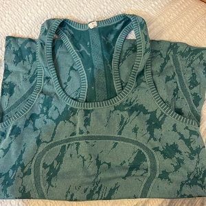 Women’s Lulu tank